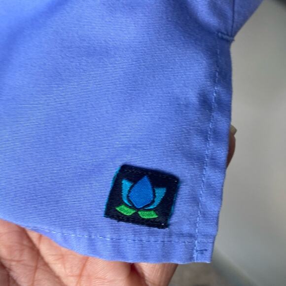 Maevn V-neck Scrub Top Small - Picture 4 of 4